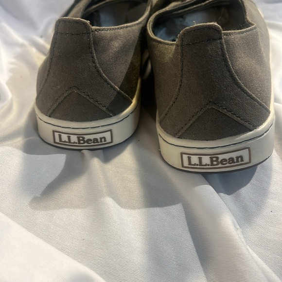L.L. BEAN CAMPSIDE OXFORD CANVAS SNEAKERS, never worn - Picture 2 of 6